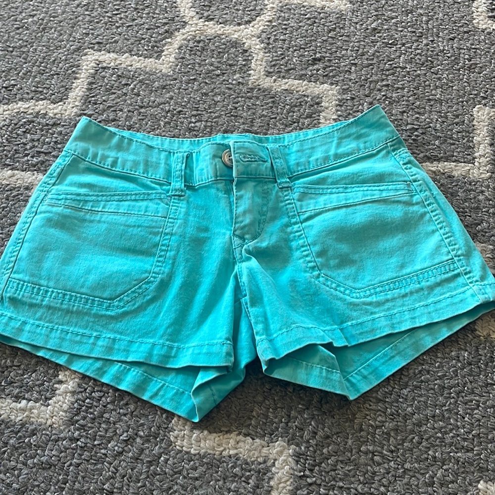 size 1 turquoise shorts